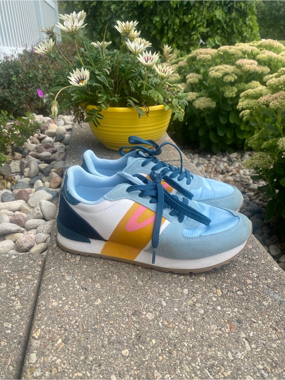 🌈 Tretorn Light Blue Sneakers with Yellow and Pink Accents